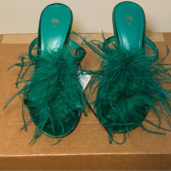 Zara Feathered Velvet Heels Size 6 - Picture 10 of 13